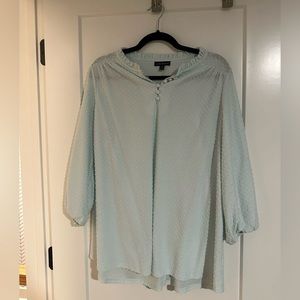 Size 14/16 Light Green/Blue Elbow Sleeve
Dot Top